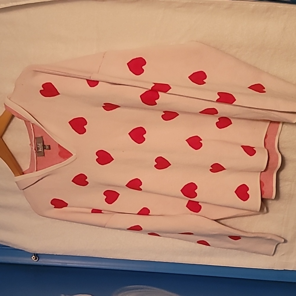 Hooded Hearts Sweater Size Xl